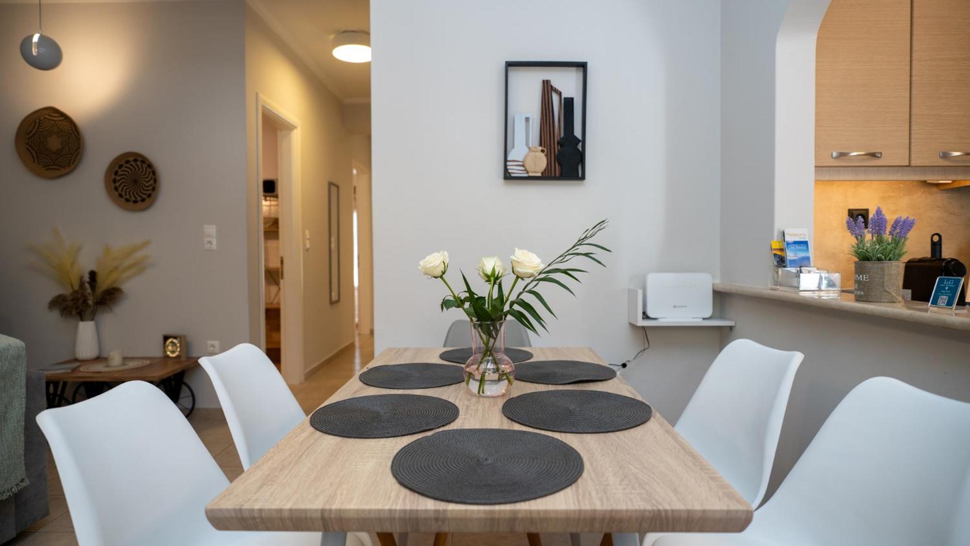 I & G Family Apartment Kalampaka Exteriör bild